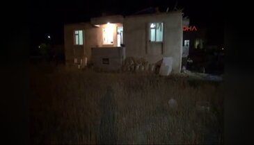 Karısını başka bir erkekle yakalayınca...