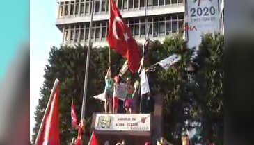 İzmir'de Ergenekon tepkisi