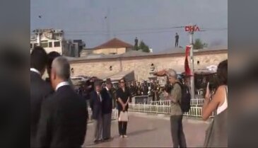 Taksim'de coşkulu kutlama