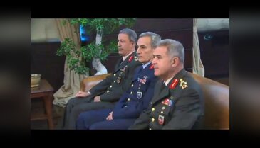 Başbakan kuvvet komutanlarını kabul etti