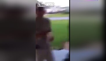 Polis, kadını böyle tartakladı!