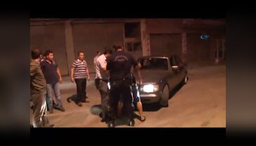 Adana’da olaylı gece: 1 polis yaralı