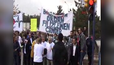 Organ nakline dikkat çekmek için yürüdüler