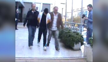 Bursa'da 25 bin TL ziynet eşyası çalan hırsız yakalandı