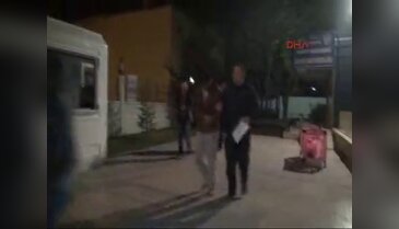 Girdikleri evden bebek beşiğini bile çalmışlar