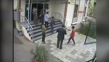 Okul müdürü ve hizmetli böyle bıçaklandı