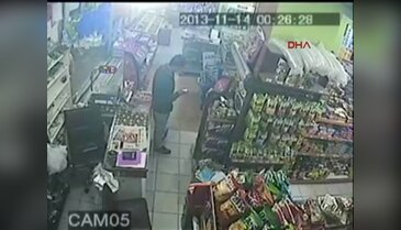 "Erkeksen vur"dedi,hırsız kaçtı