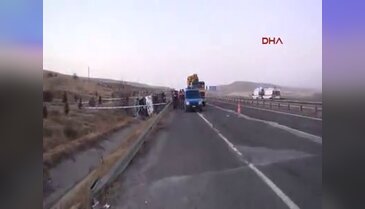 Eskişehir'de yolcu otobüsü devrildi
