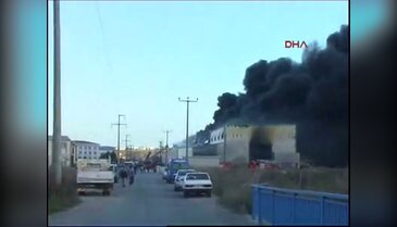 Çorlu'da fabrika yangını