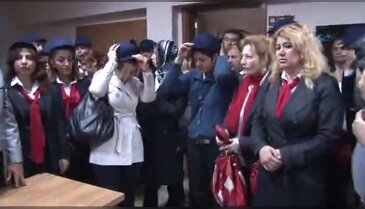Gözyaşları içinde eylem yaptılar