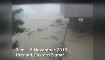 Tsunami evi kibrit çöpü gibi böyle söküp attı