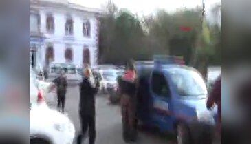 Daha önce karısını vuran adam bu sefer gelinini boğdu!