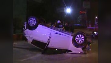 Hurdaya dönen otomobilden sağ çıktı