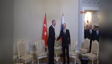 Başbakan Putin ile görüştü