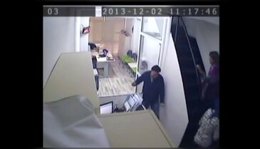 Cep telefonu hırsızı kamerada