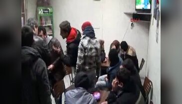 Suriyeli kaçaklar börekçide yakalandı