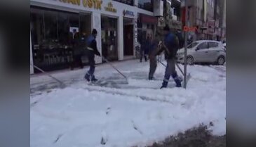 38 köy yolu kapandı