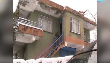 Babasını öldürüp cesedini yakmak istedi