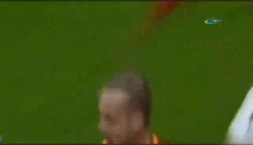 Sneijder attı Arap spiker çıldırdı