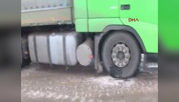 TIR'ların buzda dansı
