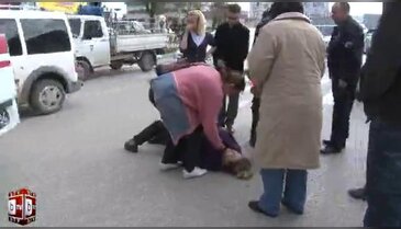 Bursa'da kadın sürücü sarıda geçince yayaya çarptı