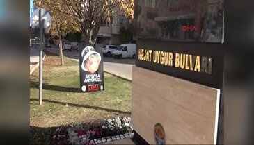 Adana'ya Nejat Uygur bulvarı açıldı