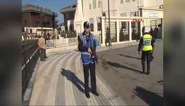 Başbakan Cuma namazı için Hz. Ali Camii'nde