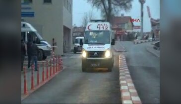 Eşini sokak ortasında öldürdü