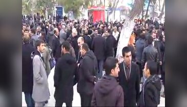 STK ve öğretmenlerden oturma eylemi