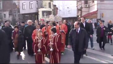 Denizden haç çıkarma töreni