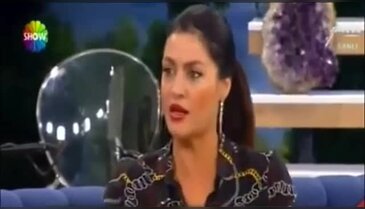 Tuğba Ekinci yine dalga konusu oldu