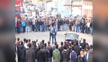 "Polis geliyor, çabuk kaçın"