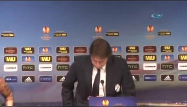 Juventus Teknik Direktörü gülme krizine girdi