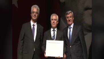 Başkan Bozbey mazbatayı aldı