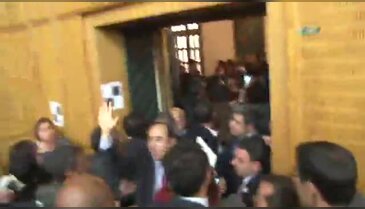 Kemal Kılıçdaroğlu'na saldırı!