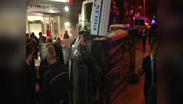 Bursa'da polisler kapkaç takibinde ölümden döndü!