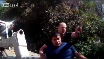 Bu hareketi sonrası polis tutuklandı