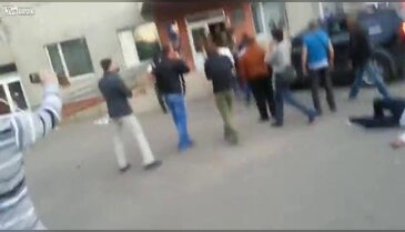 Sivillere ateş açtılar