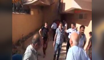 Freni boşalan kamyon dehşet saçtı