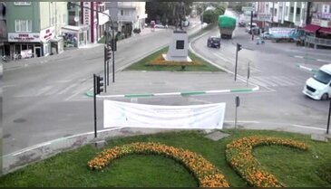 Mobese kameralarından saniye saniye kaza kaydı