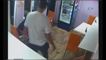 Tatlı uykusunu davetsiz misafir böldü