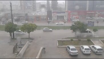 Bursa'da yağmur hızlı başladı