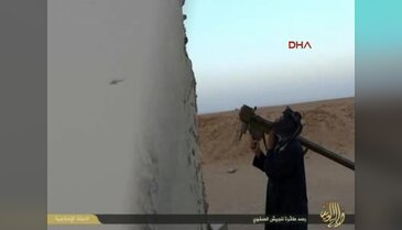 IŞİD düşürdüğü 2 helikopterin fotoğraflarını yayınladı