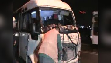 İnegöl'de 2 kaza 17 yaralı