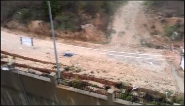 Bursa'da istinat duvarı böyle çöktü!