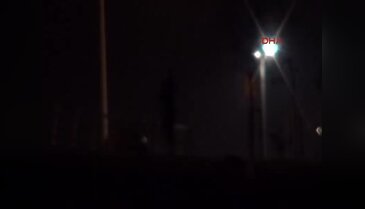 Başına tabanca dayadı...