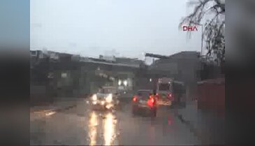 10 dakikalık yağmur yetti
