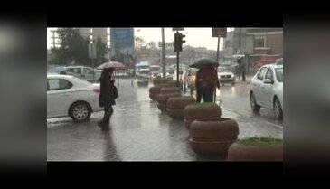 Ani bastıran yağmur Bursalıları hazırlıksız yakaladı
