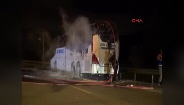Bursa'da otobüs küle döndü