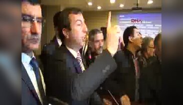 Bursa'da gergin Belediye Meclis Toplantısı